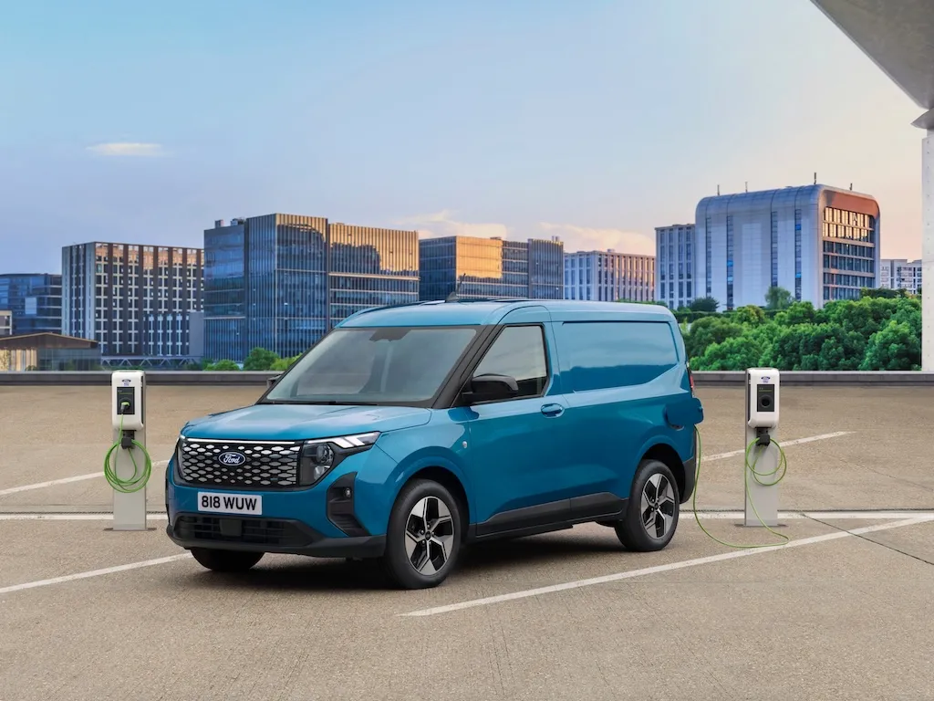 Ford E-Transit Courier